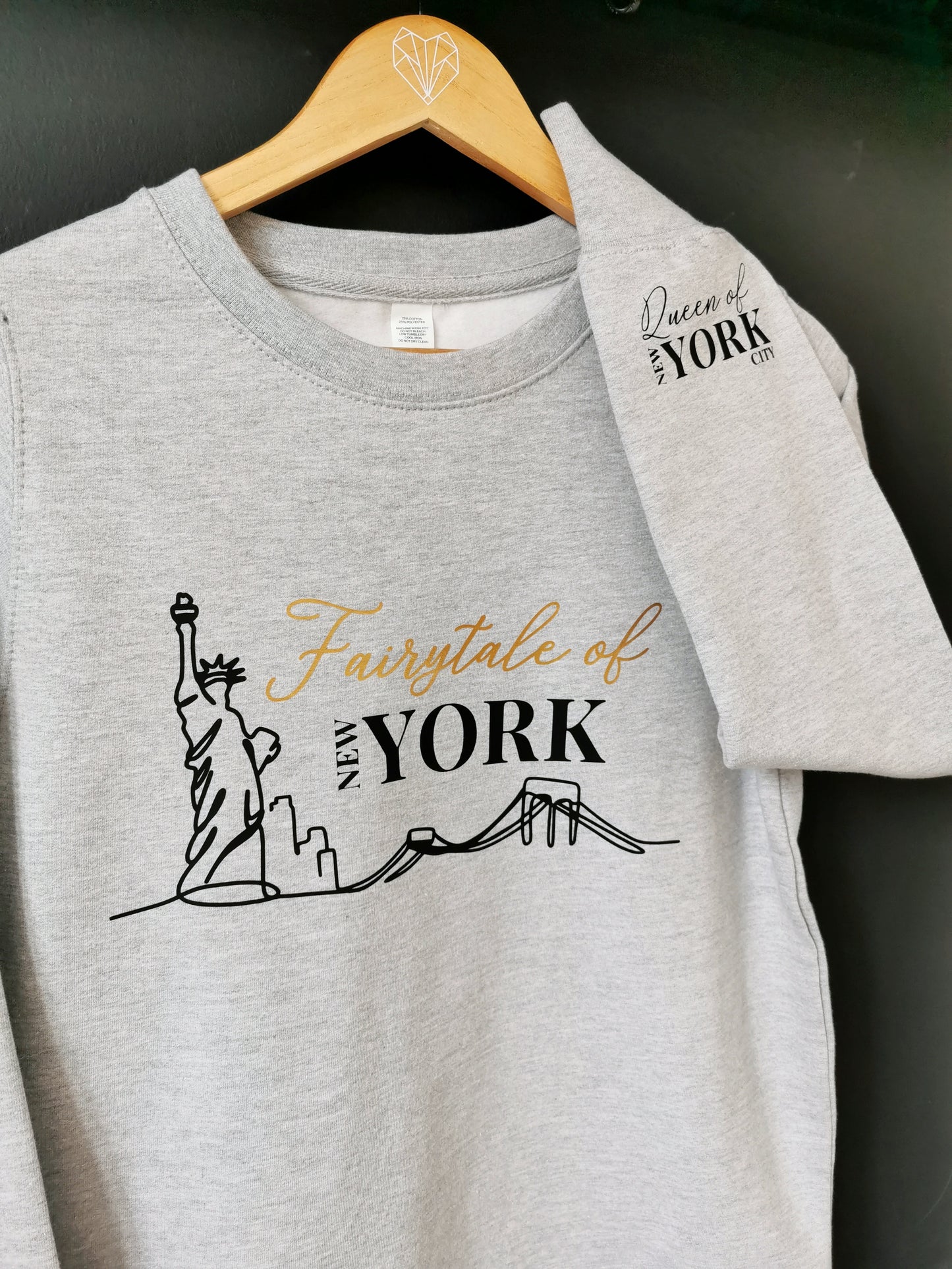 Fairytale of New York Skyline Ladies Sweatshirt