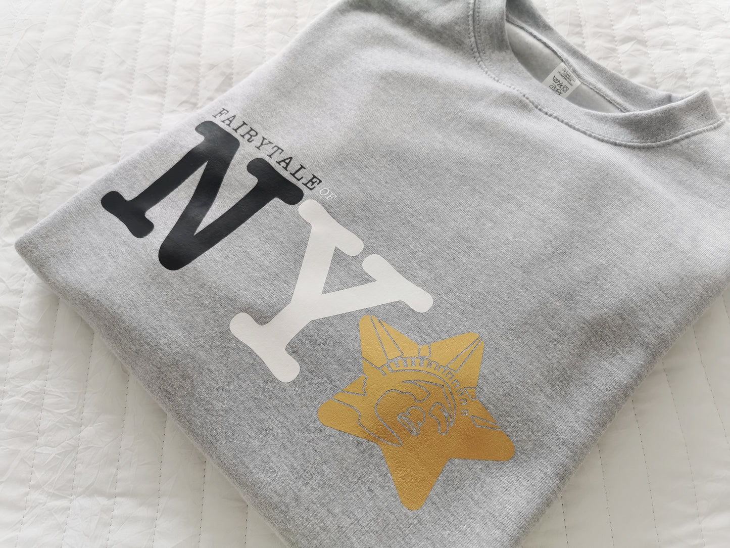 Fairytale of New York Star Mens Sweatshirt