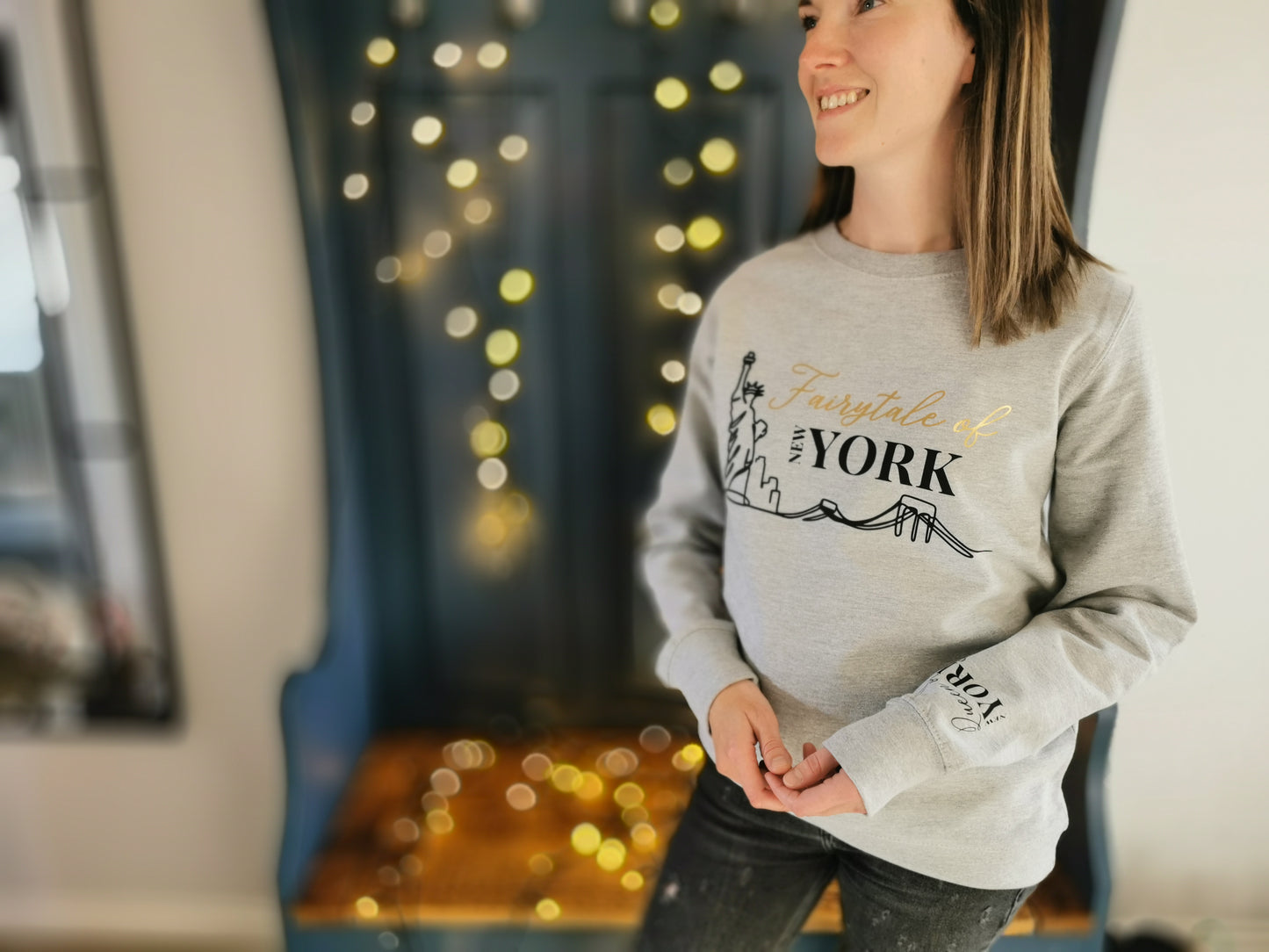 Fairytale of New York Skyline Ladies Sweatshirt